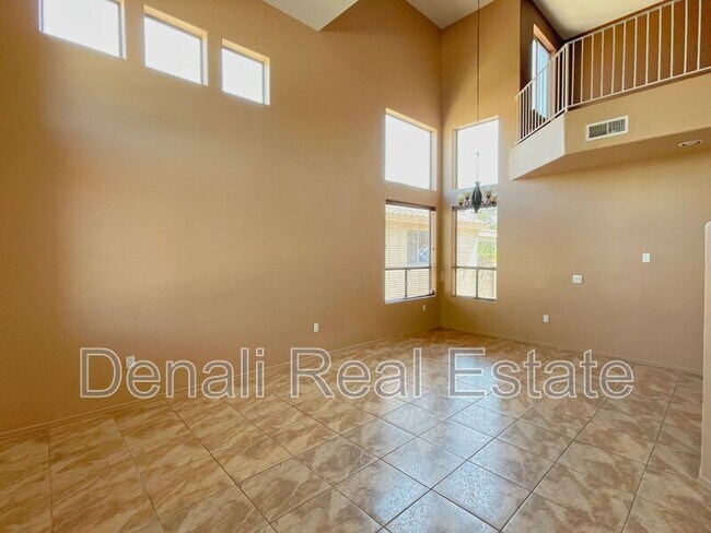Building Photo - 14691 S Camino Tierra Del Rio