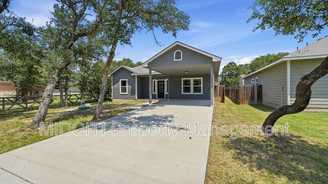 Foto del edificio - 1035 Cedar Grove Trail