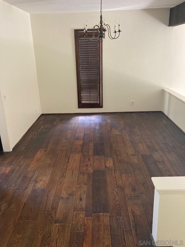 Building Photo - 3233 Caminito Eastbluff