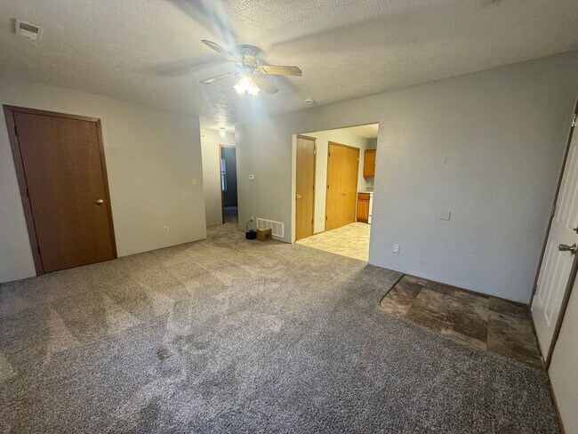 Building Photo - 2638 Q St