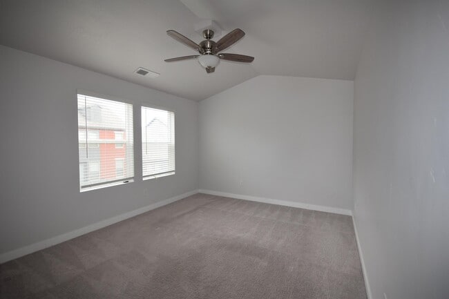 Building Photo - 2142 N 725 W