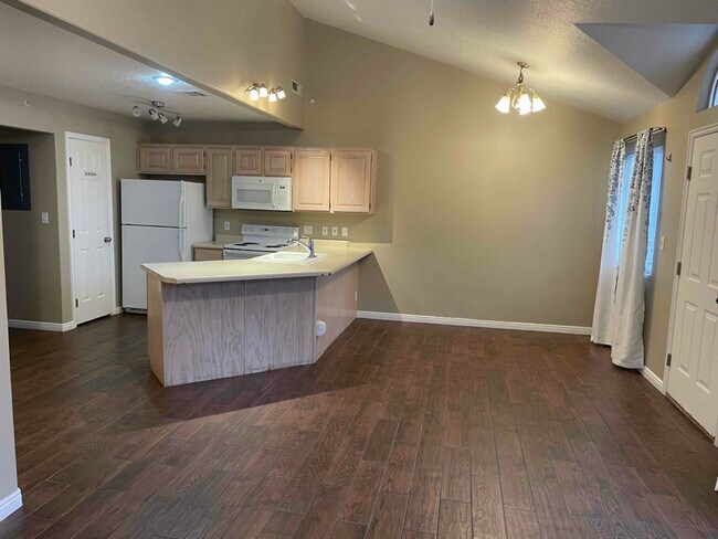 Foto del edificio - 550 Diagonal St