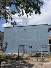 Building Photo - 142 Rhode Island St SE Building Photo - 142 Rhode Island St SE