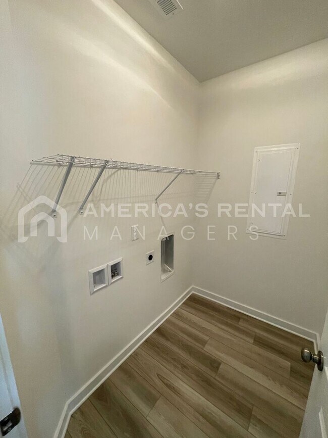 Foto del edificio - Home for Rent in Eva, AL!