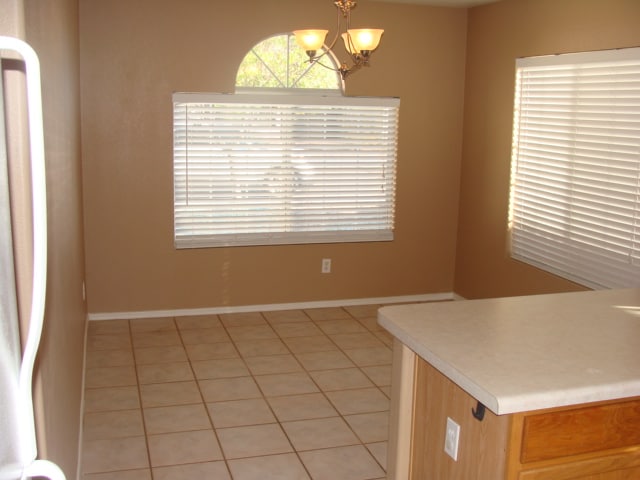 Foto del edificio - 963 E Monterey St