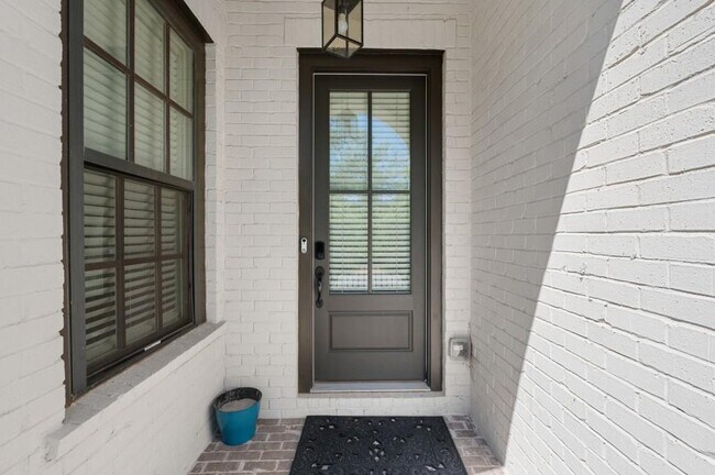 Foto del edificio - 134 Britten Pass