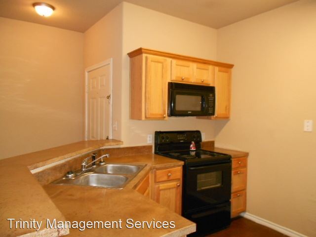 Foto del edificio - 3 br, 2 bath House - 130 Sunburst Ct.
