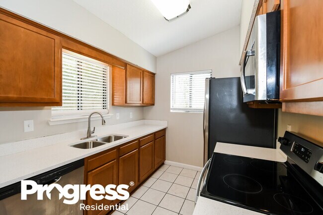 Building Photo - 8257 Knotts Landing Dr N