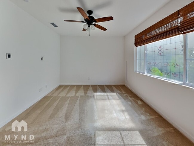 Building Photo - 5301 E Commerce Way