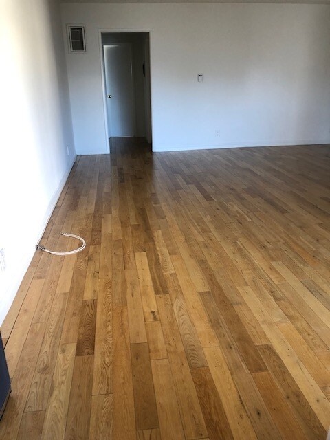 Foto del edificio - 1831 Camden Ave