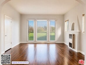 Building Photo - 259 S Elm Dr