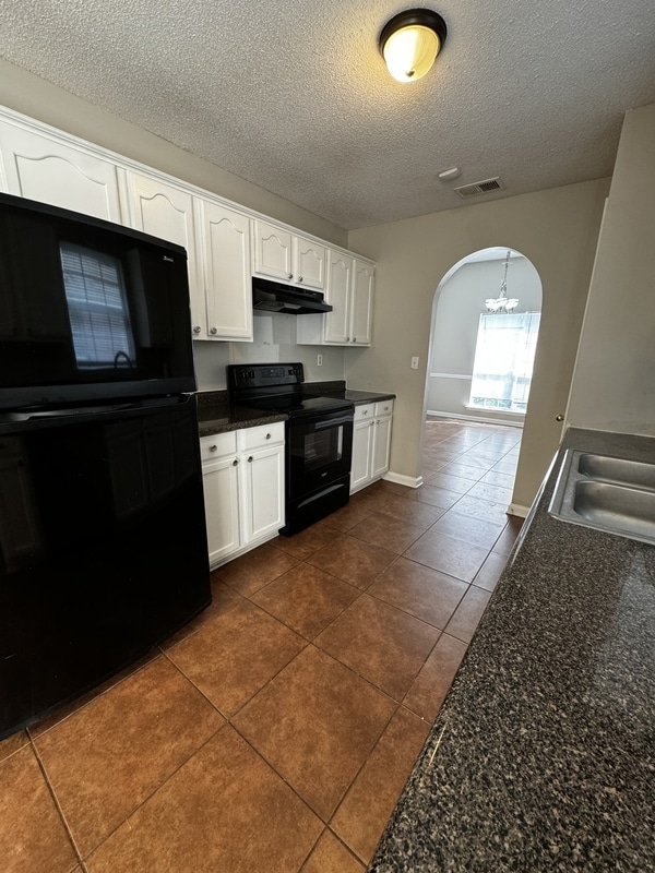 Building Photo - 7738 Wolfden Cir