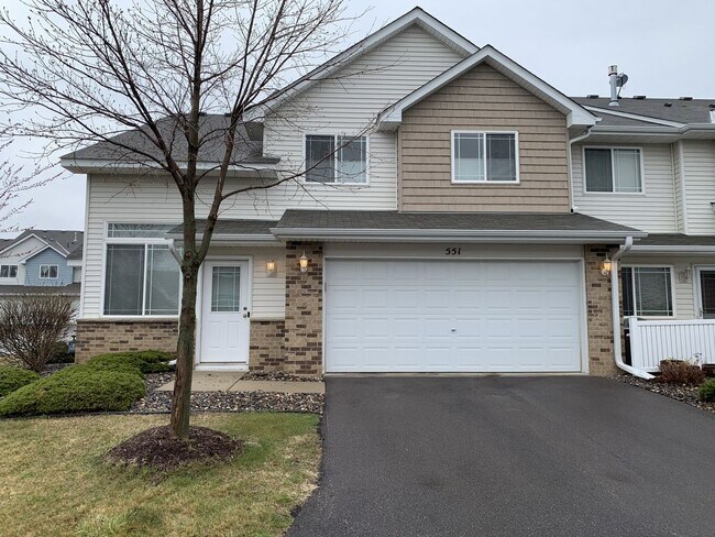 Foto del edificio - 551 French Ln