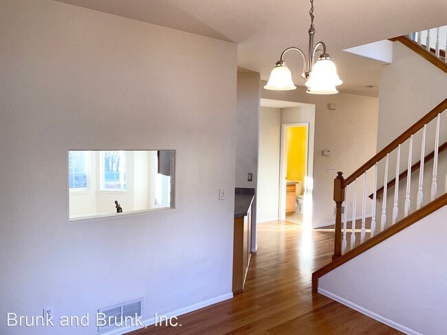 Building Photo - 3 br, 2.5 bath House - 1734 W Yampa Street