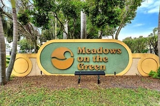 Building Photo - 1606 Meadows Cir W