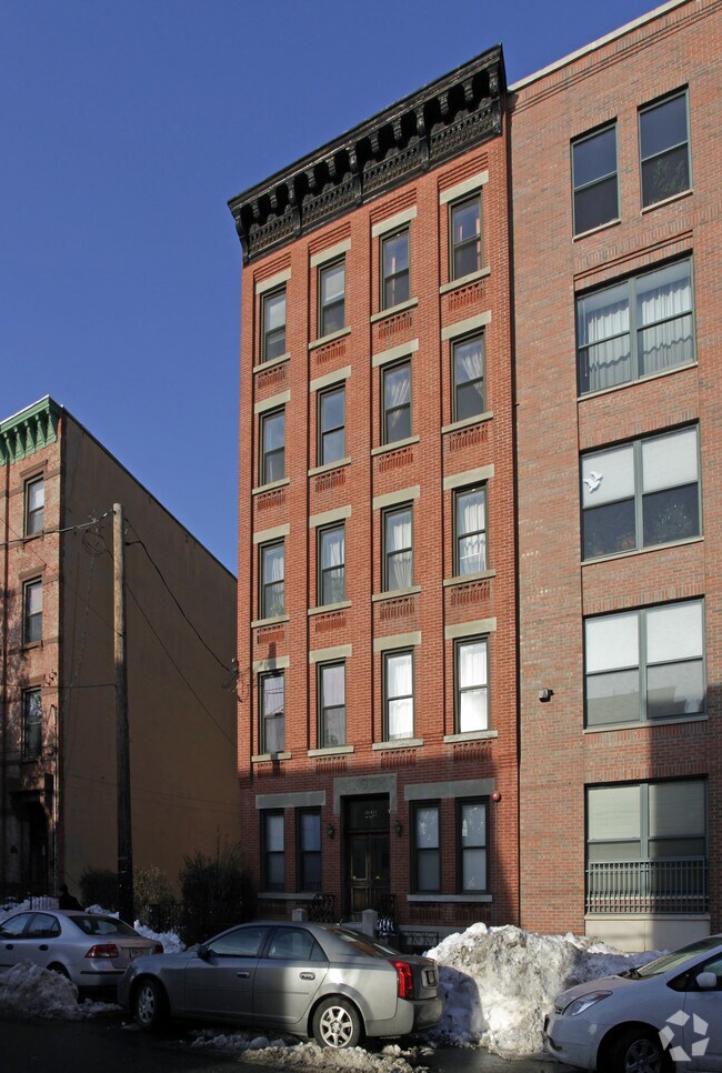 228 Montgomery St, Jersey City, NJ 07302 Apartments Jersey City, NJ