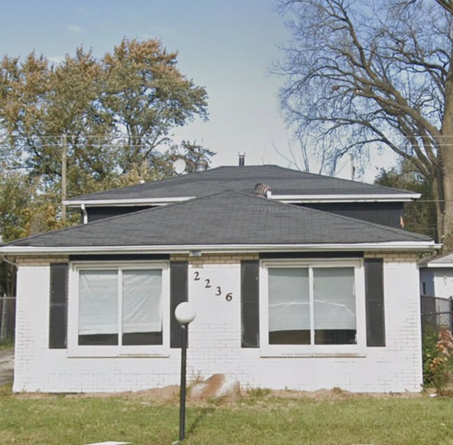 Building Photo - 2236 W 157th Pl