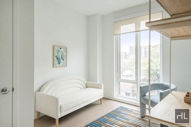 Foto del edificio - 975 Nostrand Ave