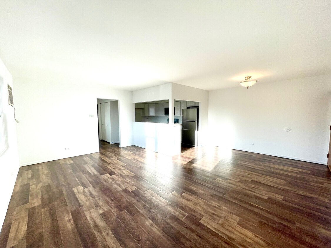 8630 Sayre Ave Unit 1, Burbank, IL 60459 Condo for Rent in Burbank