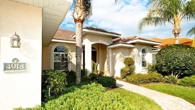 Foto del edificio - 4918 Sabal Lake Cir