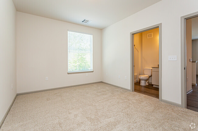 2 BR, 2 BA - 1089 SF - The Collins