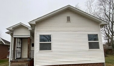 Building Photo - 1222 N Franklin St