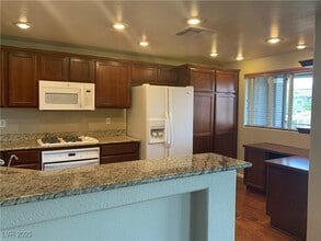 Building Photo - 11830 Portina Dr