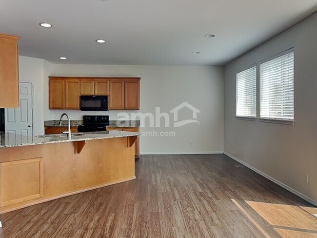 Building Photo - 20627 73rd Ave Ct E