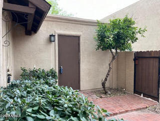 Foto del edificio - 4157 N 81st St