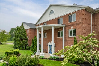 Building Photo - The Baehron