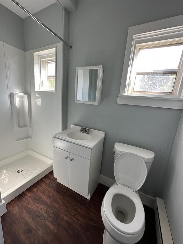 Foto del edificio - 4082 E 67th St