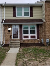 Building Photo - 5400 King Arthur Cir