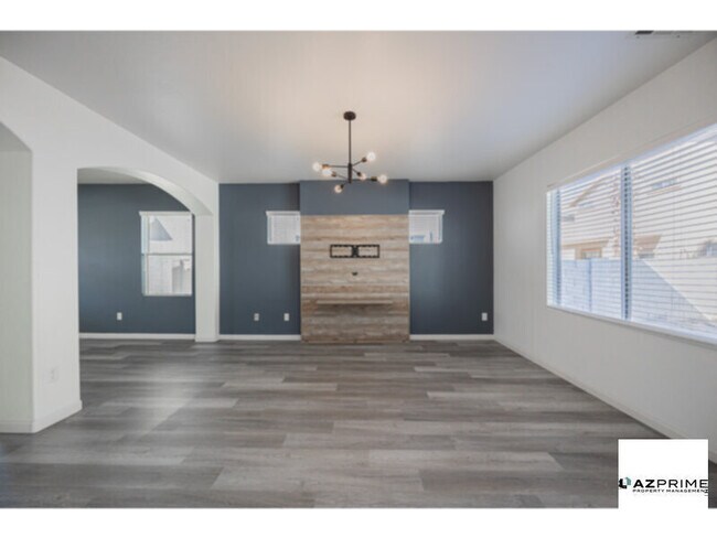 Foto del edificio - Your Perfect Phoenix 4/2.5 Home Awaits!