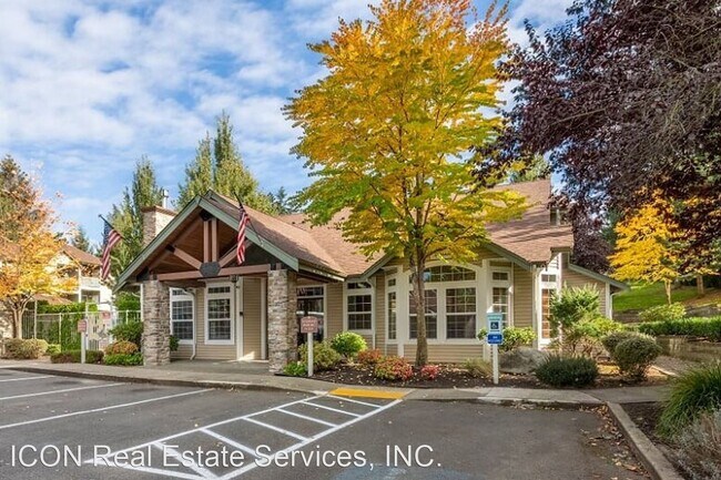 Building Photo - 3 br, 2 bath Apartment - 14209 - 103rd Ave...