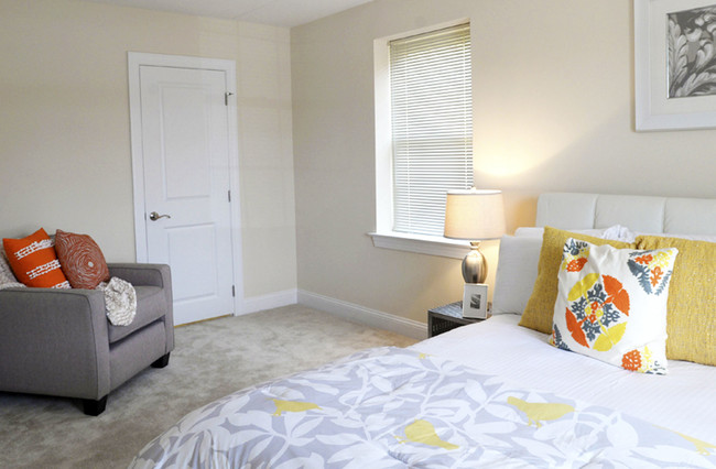 Bedroom at Corner Park - Corner Park Apartments