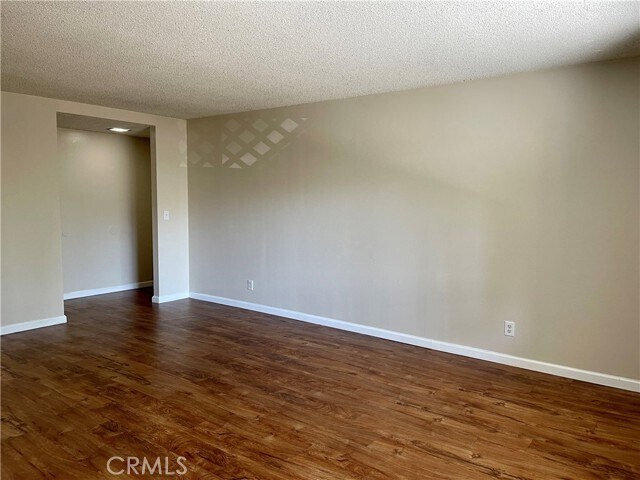 Foto del edificio - 2064 Evergreen St