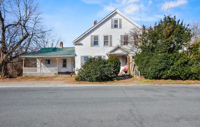 Foto del edificio - 33 Old Brattleboro Rd