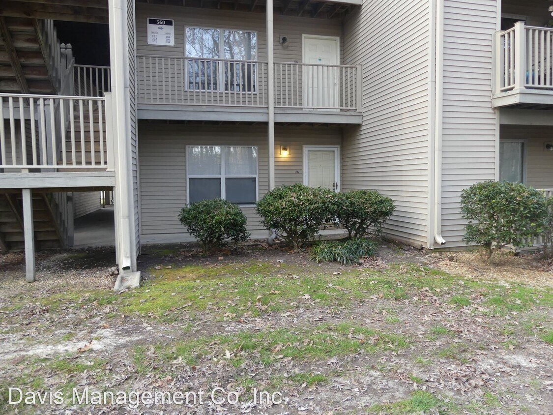 Primary Photo - 2 br, 2 bath House - 560, #102 Thorncliff Dr