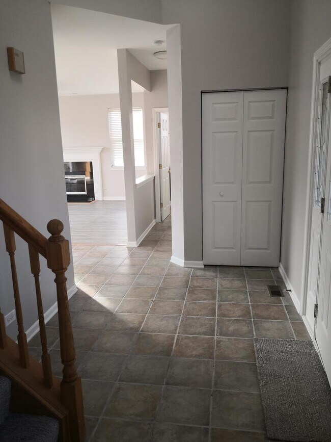 Foto del edificio - 5728 Breezeland Rd