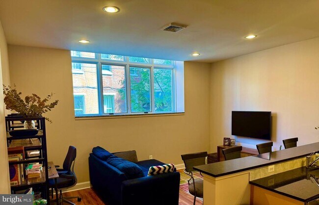 Foto del edificio - 415 S 19th St