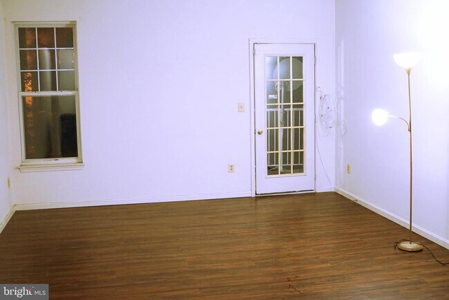 Foto del edificio - 7115 Sandown Cir
