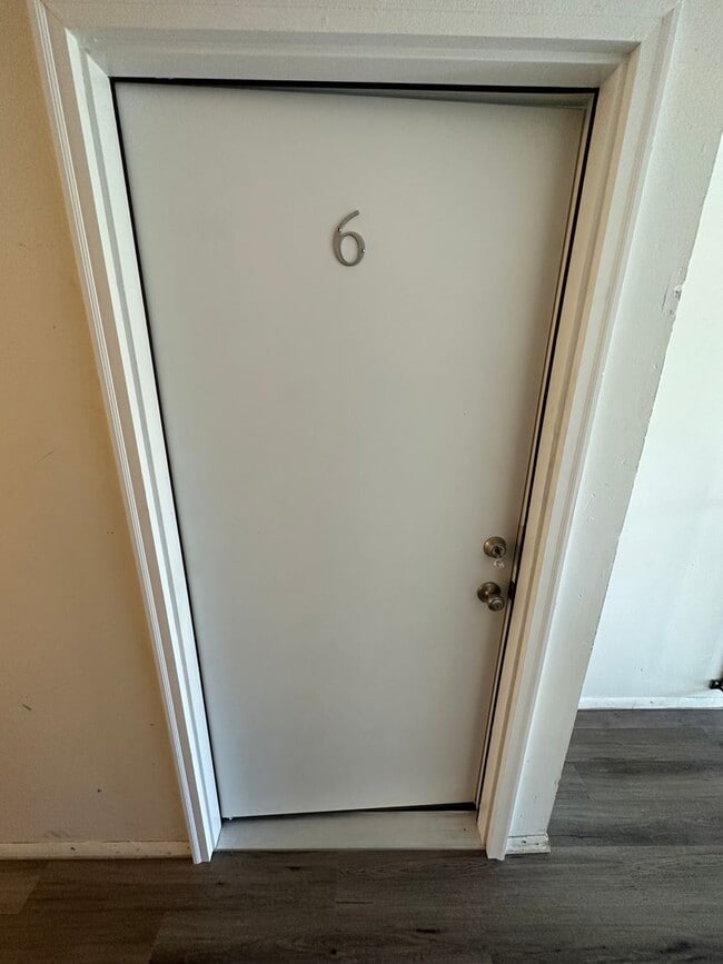 Photo - Updated 1 bedroom/1 bath in Edgewater! 1st floor Unit! Secure Building- Off Street Parking Apartment