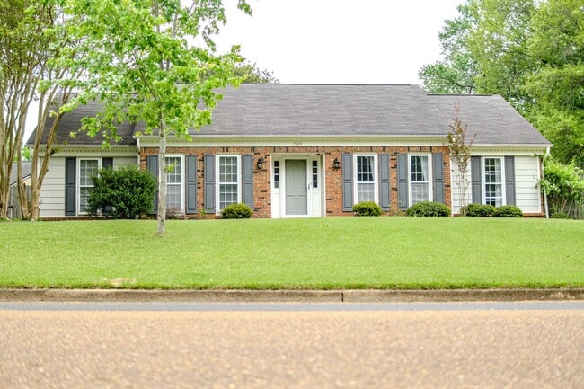 Building Photo - 7969 Cross Ridge Dr