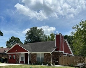 Building Photo - 127 Forest Ridge Dr