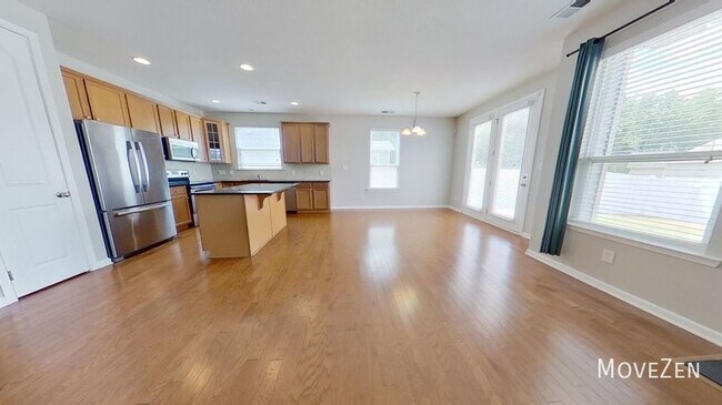 Foto del edificio - 4402 Hubbard Rd Charlotte, NC 28269 Large ...