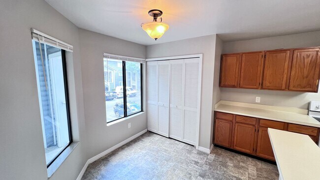 Building Photo - Awesome 2 bedroom condo in East Orlando