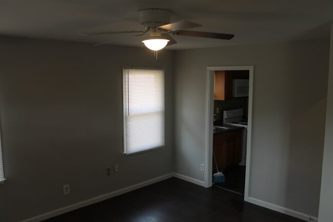 Foto del edificio - 756 Sunset Blvd SW