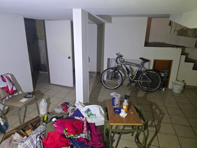 Foto del edificio - 4784 Highland Ave