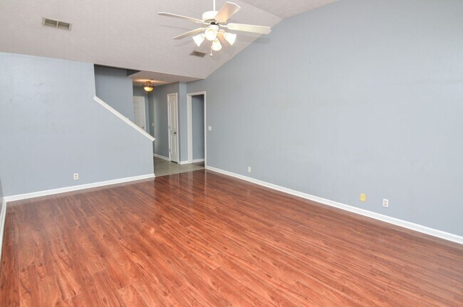 Building Photo - 1728 Odessa Ave