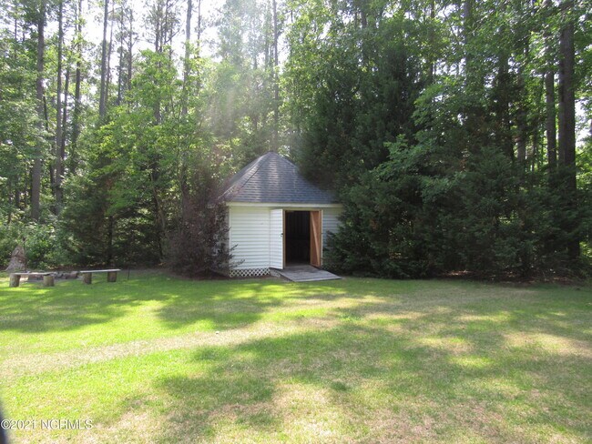 Building Photo - 209 Sailaway Ct